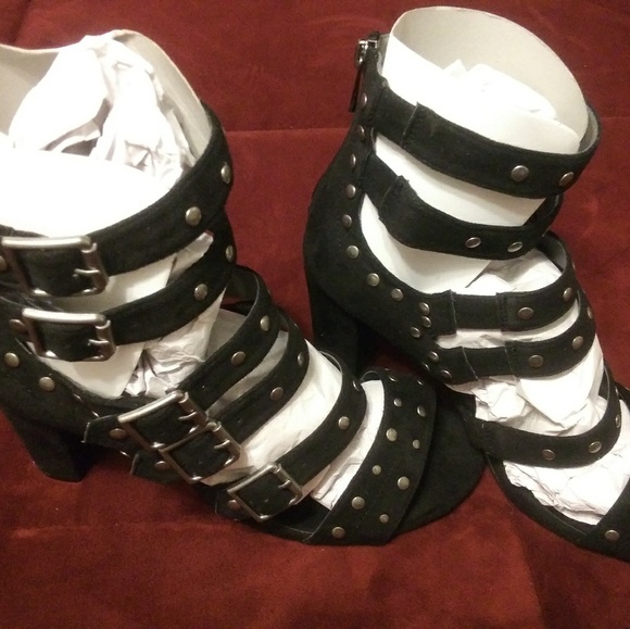 Strappy Studded Gladiator Heels (Width Width) - Picture 3 of 8
